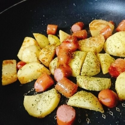 パートナーにかなり好評でした♪ジャーマンポテトを作るのが苦手でしたが、これで美味しく作れるようになって嬉しいです(ノ´∀｀*)